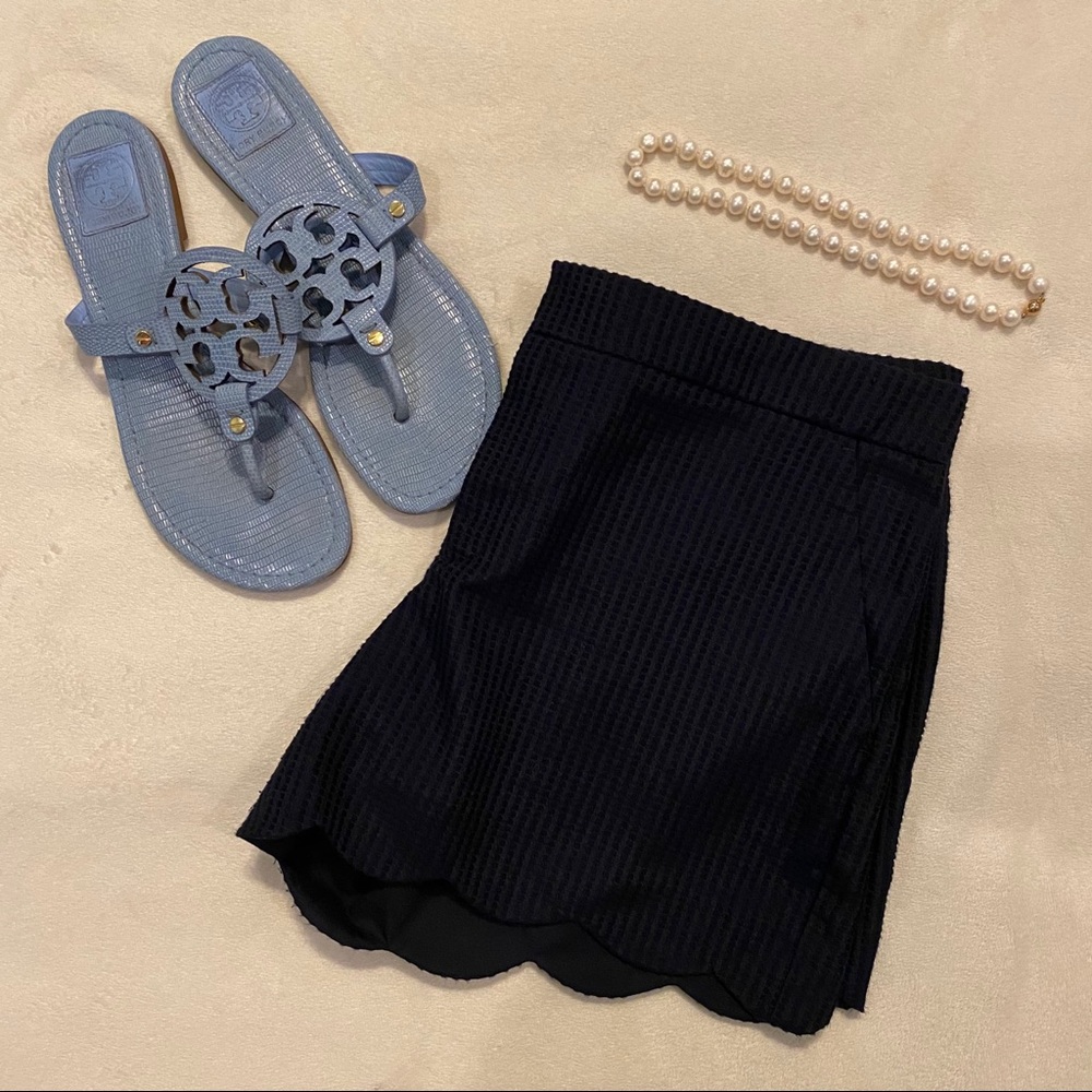 Club Monaco Navy Scalloped Shorts
